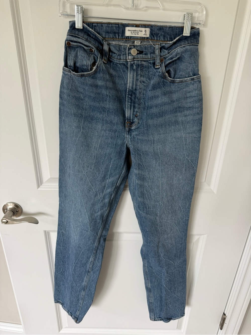 Abercrombie & Fitch The 90s Straight Curve Love Ultra High Rise Jeans
